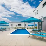 Deluxe With Swimming Pool, Whirlpool On The Roof Terrace With A Beautiful Sea View - By Traveler Tourist Agency Krk Id 2125 I Sveti Vid-Miholjice