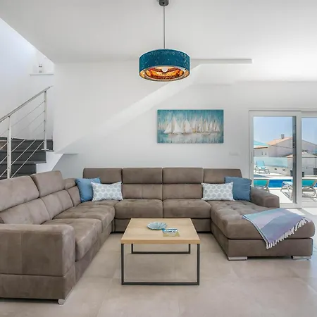 Deluxe With Swimming Pool, Whirlpool On The Roof Terrace With A Beautiful Sea View - By Traveler Tourist Agency Krk Id 2125 I 빌라 *