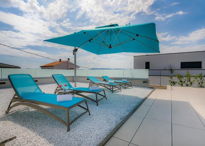 Deluxe With Swimming Pool, Whirlpool On The Roof Terrace With A Beautiful Sea View - By Traveler Tourist Agency Krk Id 2125 I 빌라 Sveti Vid-Miholjice