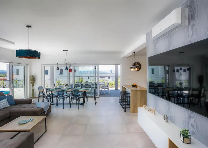Deluxe With Swimming Pool, Whirlpool On The Roof Terrace With A Beautiful Sea View - By Traveler Tourist Agency Krk Id 2125 I *